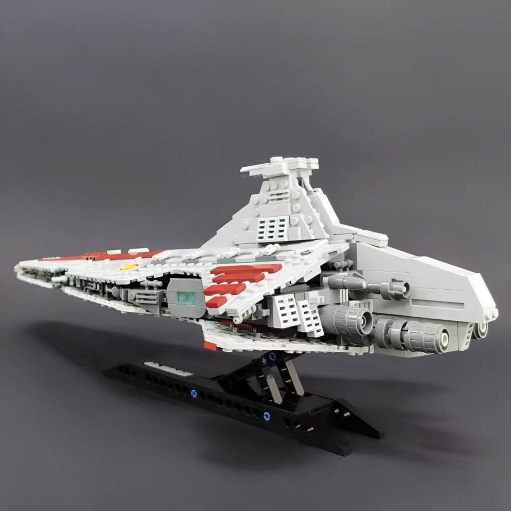 Star Wars: Venator-Class Republic Attack Cruiser - 960 PCS Model Kit for Adults